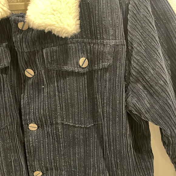 Men’s corduroy trucker jacket - Picture 2 of 5